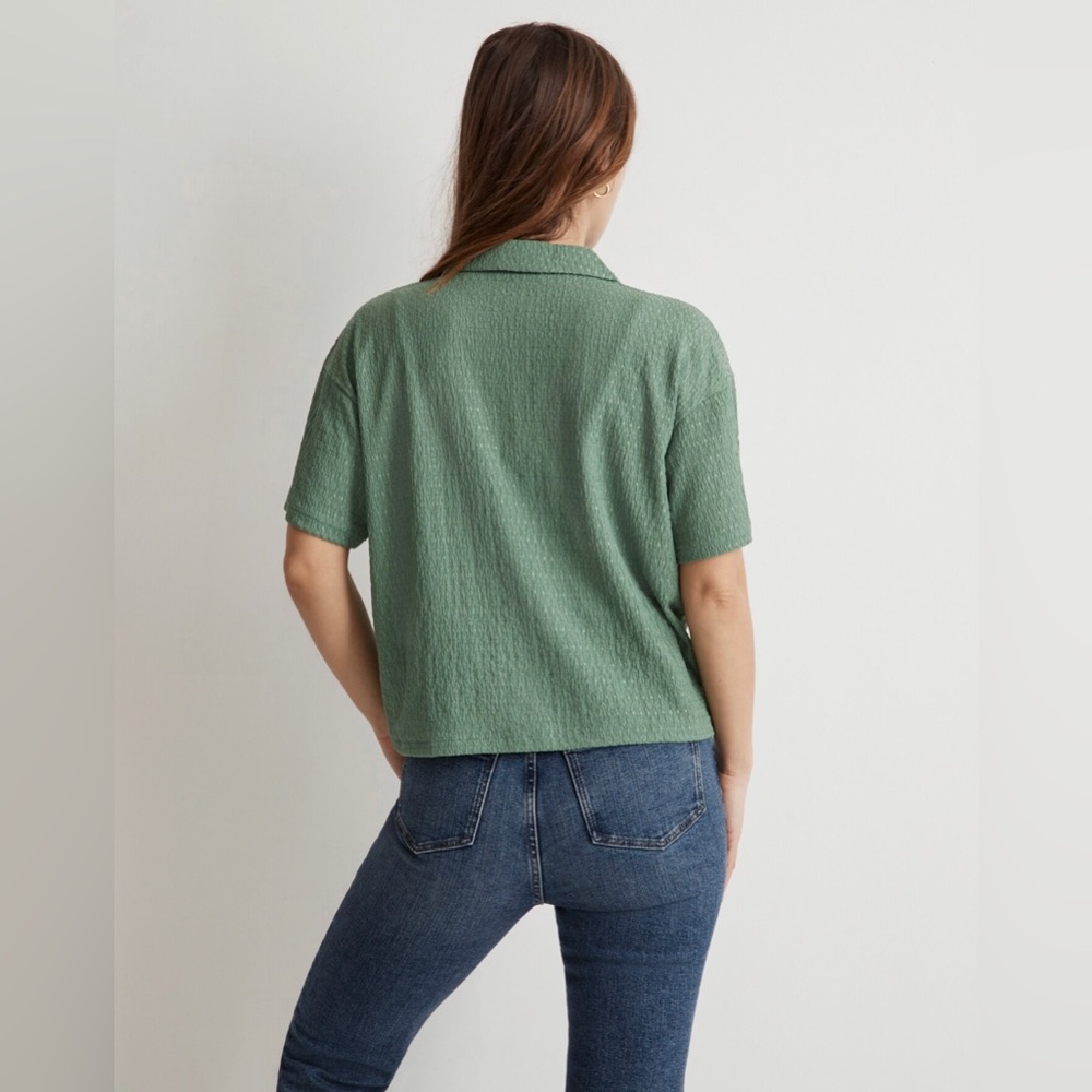 Madewell Green Crinkle-Knit Button-Front Top - Picture 2 of 9